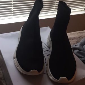 Steve Madden sock tennis